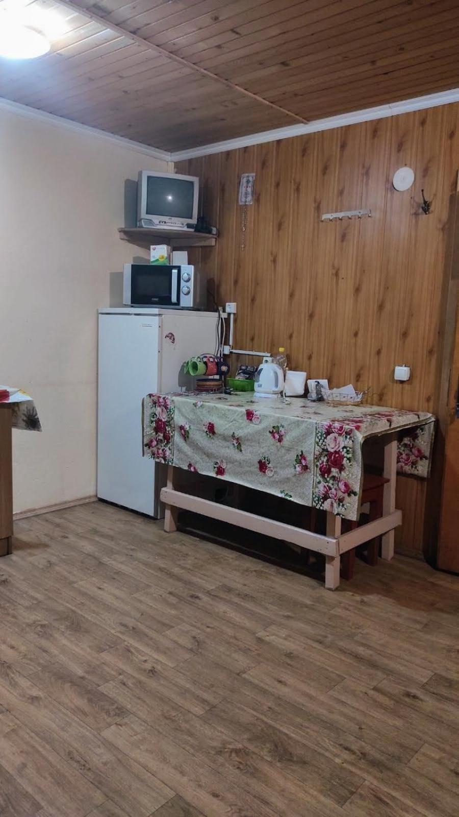 ホテル Мала Одеса ヤブルニツァ 部屋 写真