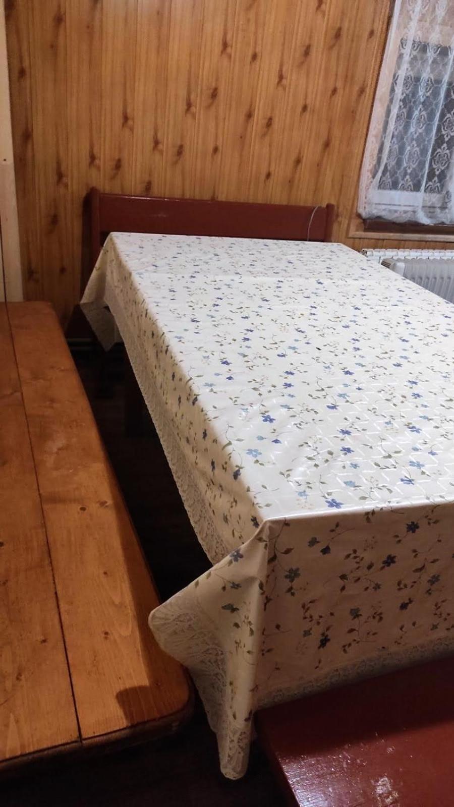 ホテル Мала Одеса ヤブルニツァ 部屋 写真